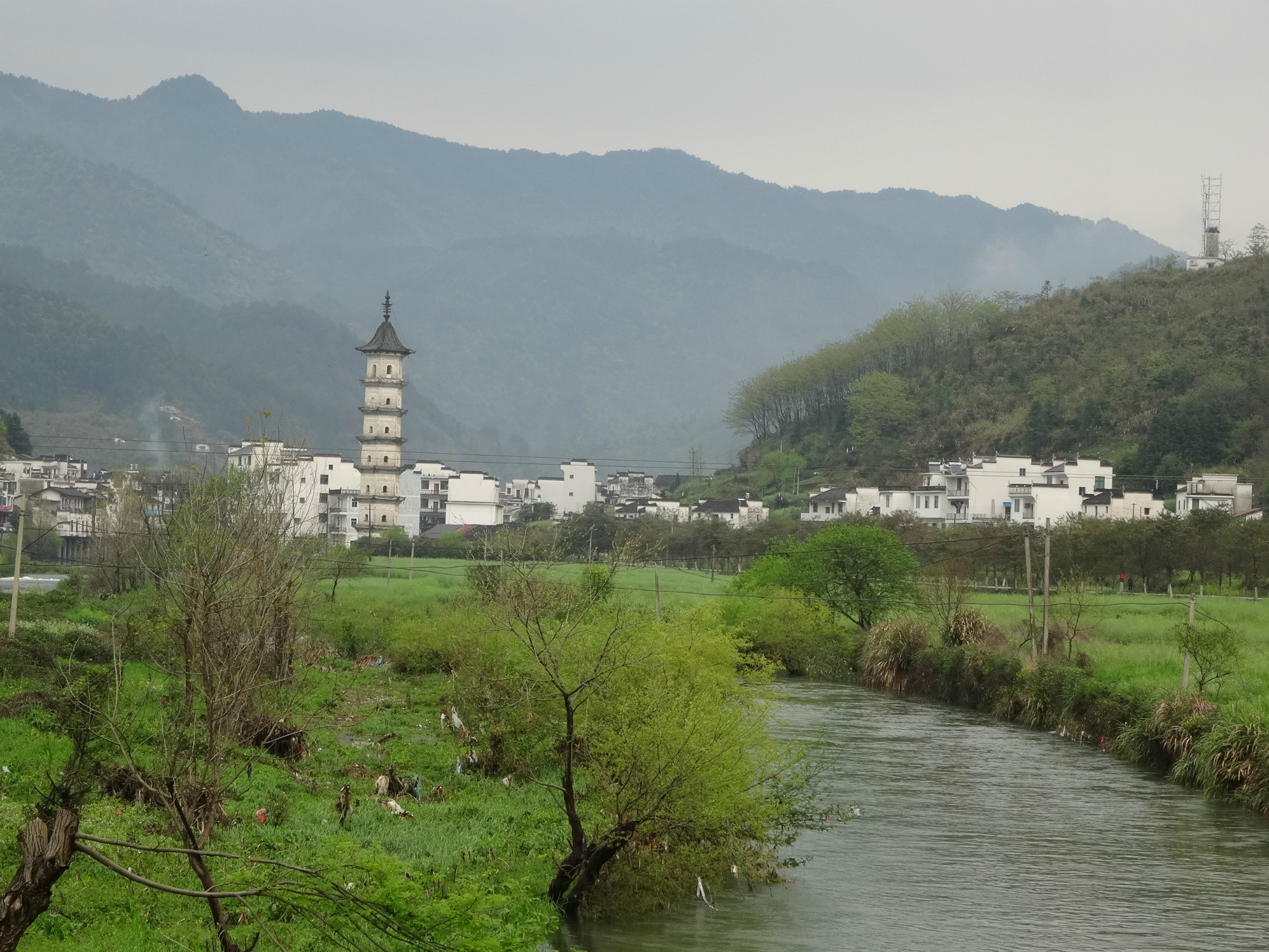 东方市三家镇岭村多少人口_海南东方市(2)