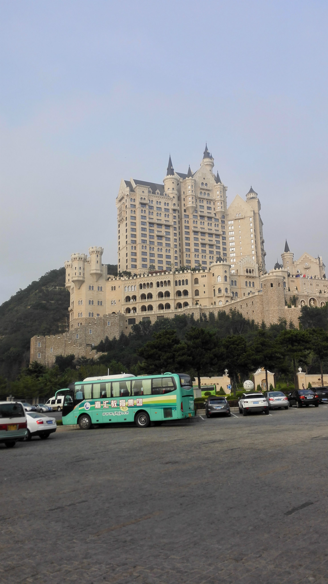一个大连有多少人口_大连有轨老电车图片