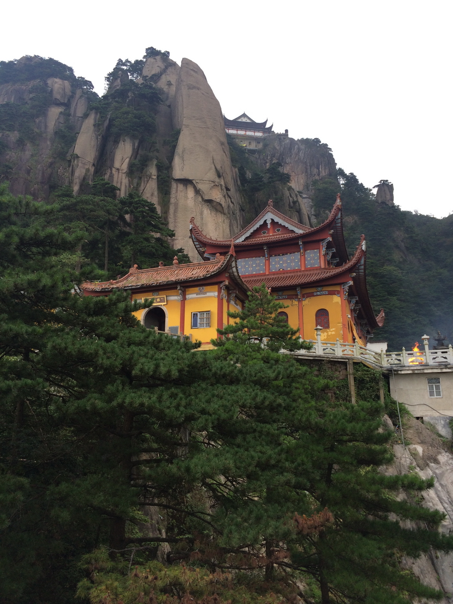 九华山旅游攻略 北京至九华山精要攻略           古拜经台这里有个