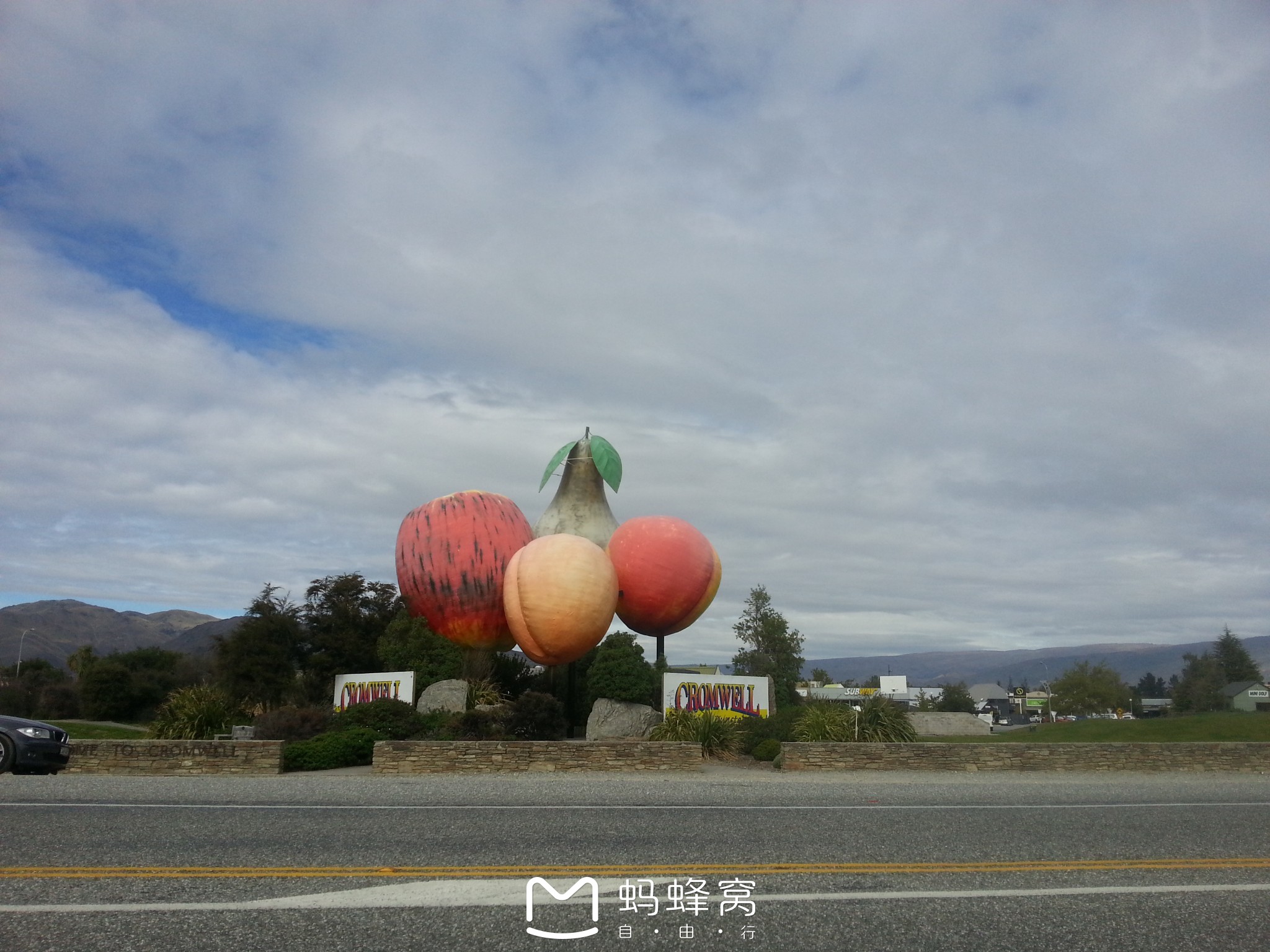 瓦蒂岗人口_坎蒂丝·斯瓦内普尔(2)
