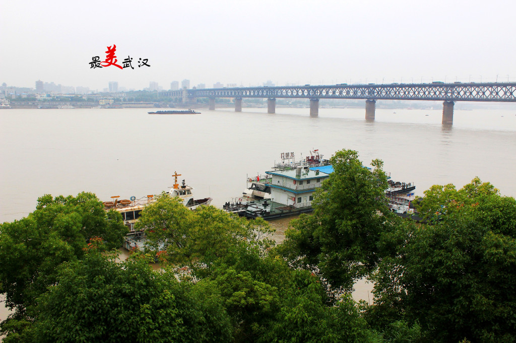 wKgBs1f8WAOAeFgIAAP-aVhgudk92.jpeg?imageView2%2F2%2Fw%2F600%2Fh%2F600%2Fq%2F90