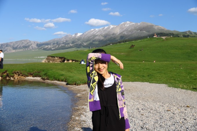 赛里木湖在哪搭帐篷 wKgBs1dlgiKAS3jkAAl7jgXYK8U63.jpeg?imageView2%2F2%2Fw%2F680%2Fq%2F90