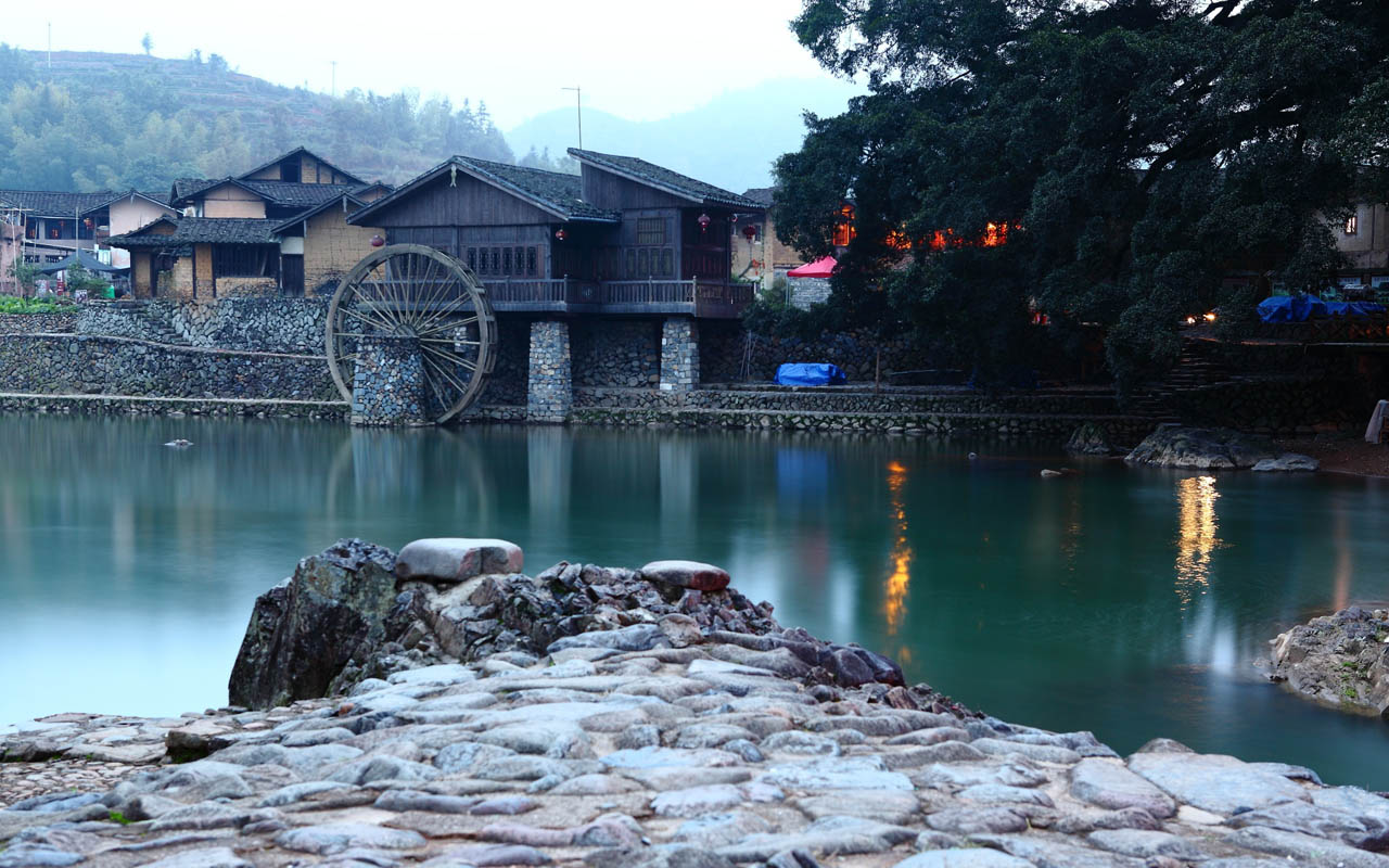 【深度遊】桂林飛機往返廈門 鼓浪嶼 環島路 雲水謠土樓 南普陀寺5天4