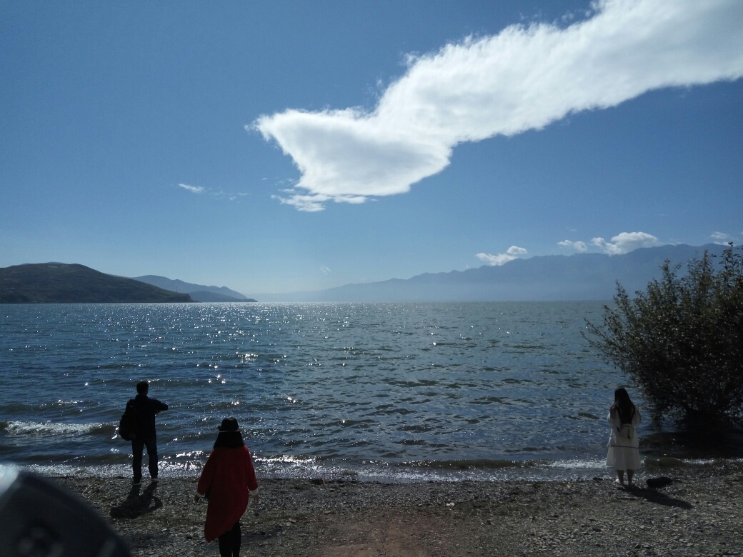 wKgBs1goVBuAV_eyAAkcp5Zbp1E41.jpeg?imageView2%2F2%2Fw%2F600%2Fh%2F600%2Fq%2F90