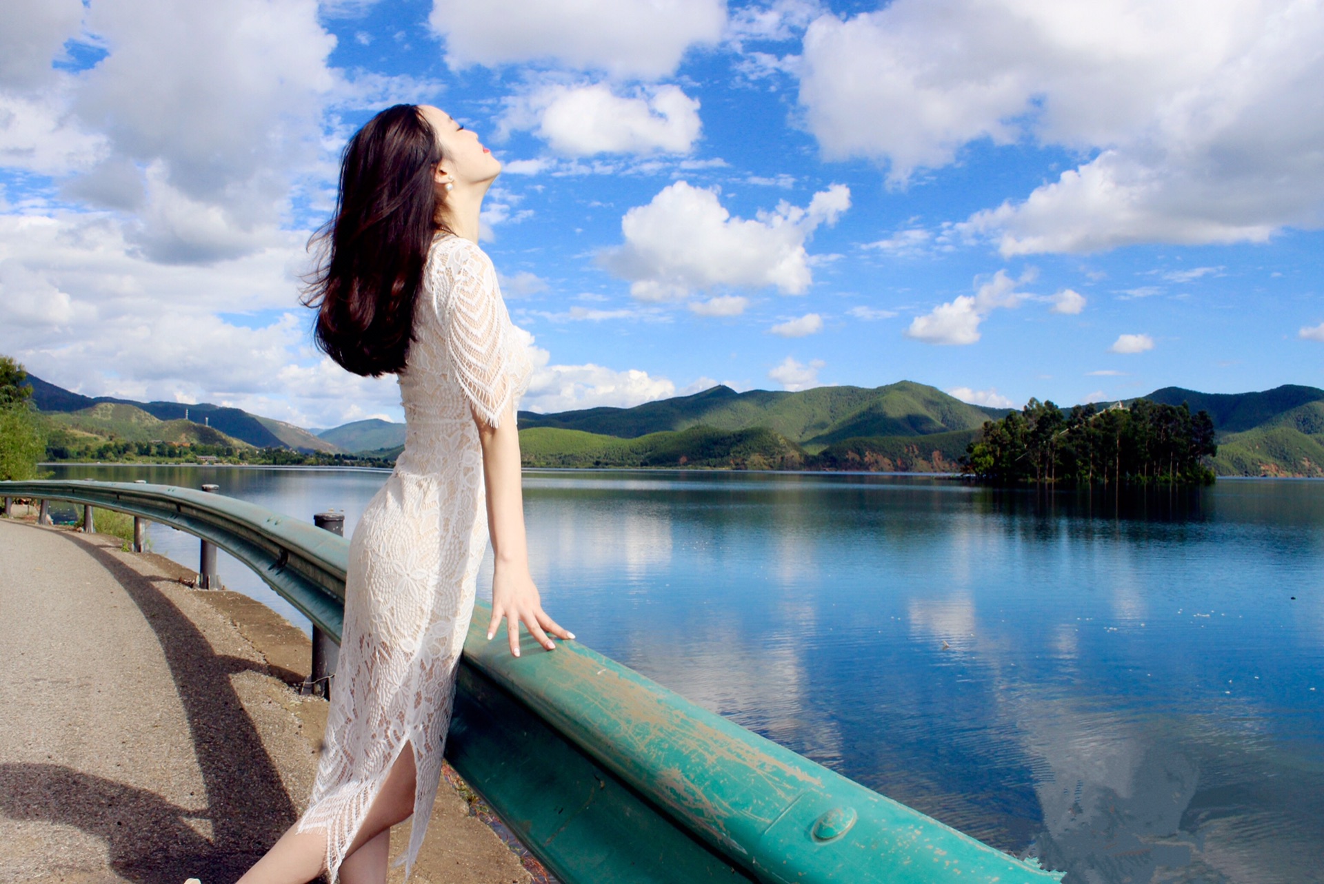 wKgBs1fWu8iAGbMQAAhrWM3FMLs72.jpeg?imageView2%2F2%2Fw%2F600%2Fh%2F600%2Fq%2F90