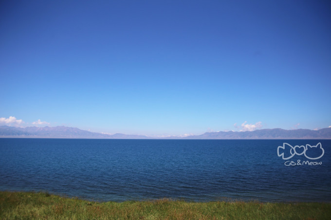 赛里木湖位于乌鲁木齐的哪里 wKgBs1foeG2ARSYQAAZIuYr4XKI15.jpeg?imageView2%2F2%2Fw%2F680%2Fq%2F90%7CimageMogr2%2Fstrip%2Fquality%2F90